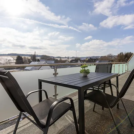 Pitlane 4 * Brucktal