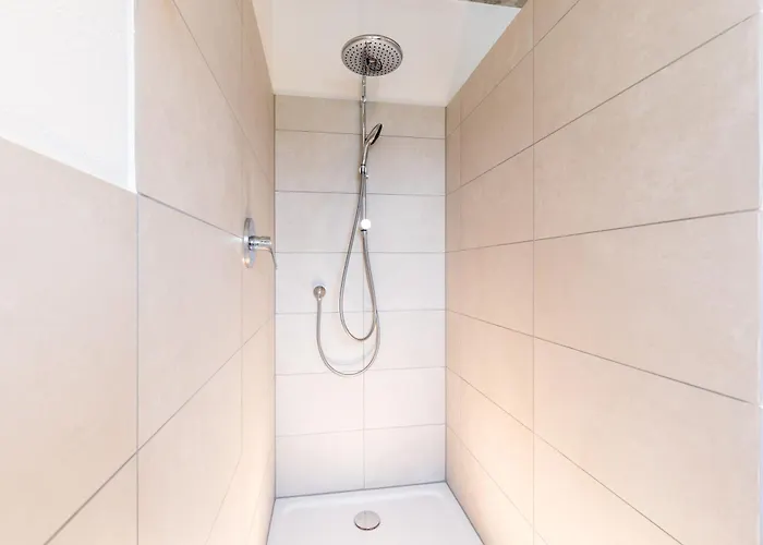 Pitlane 4 * Brucktal